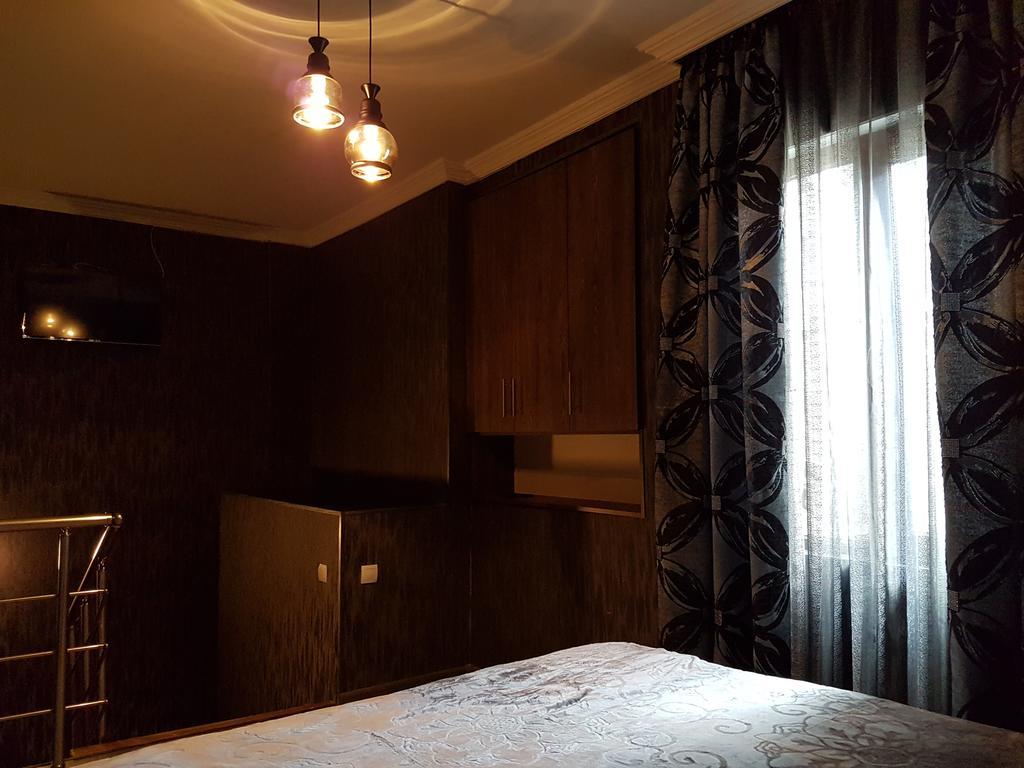 Emi House Hotel Borjomi Esterno foto